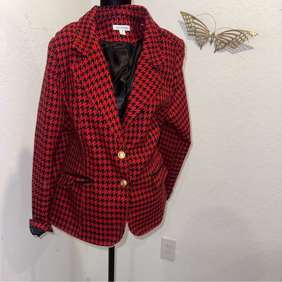 Joan Rivers Red & Black Houndstooth Blazer with Gold Buttons - Picture 4 of 8